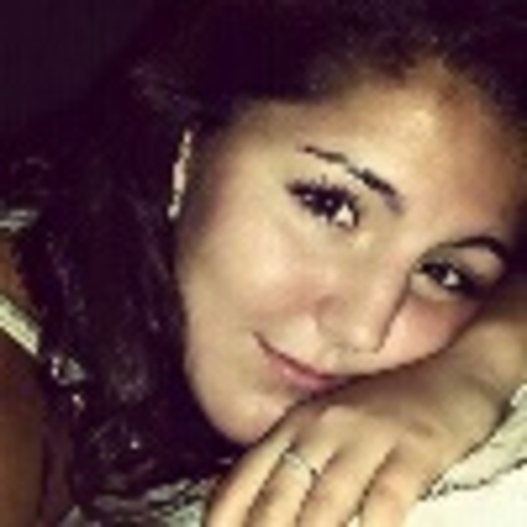 Profile Picture of Daisha Lovelace (@daisha13) on Poshmark