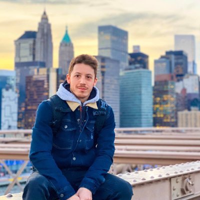 Profile Picture of 🛫 Luke / Lucas 🛬 (@LGrima) on Twitter