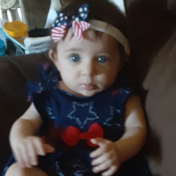 Profile Picture of Pauline Magaw (@cuddly_62) on Poshmark