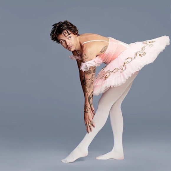 Profile Picture of Morgan Bankes (@morganrbankes) on Poshmark