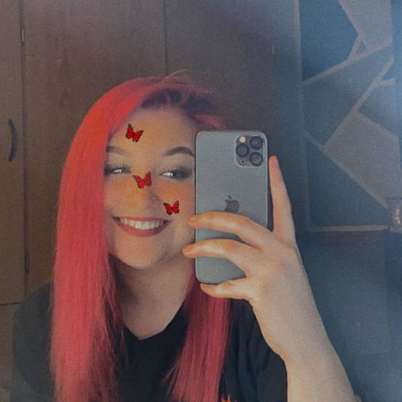 Profile Picture of Joeylynn Taylor (@jojorock) on Poshmark