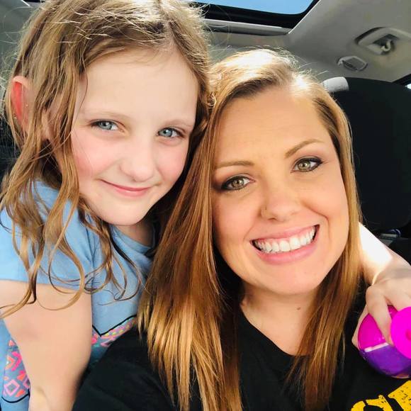 Profile Picture of Ronica Gesling (@ronica4485) on Poshmark