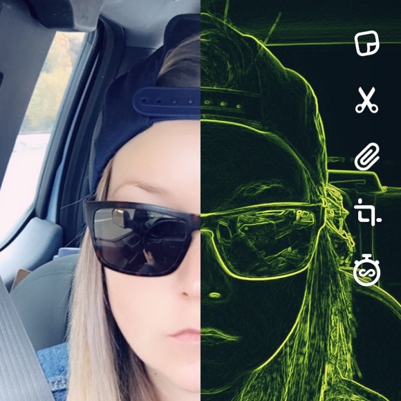 Profile Picture of April Zoske (@azoske) on Poshmark