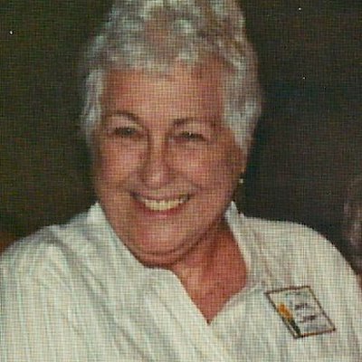 Profile Picture of Connie Stuart (@featherlink) on Twitter