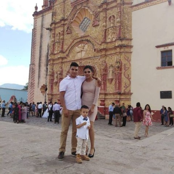 Profile Picture of Adrian Resendiz (@adrianresend273) on Poshmark