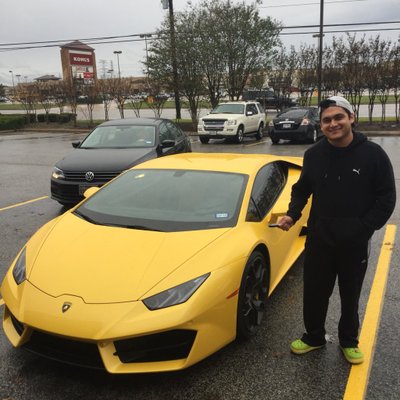 Profile Picture of Cesar Leos Faba (@cesarleos93) on Twitter