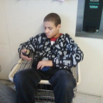 Profile Picture of Corinthian James (@James1310978) on Twitter