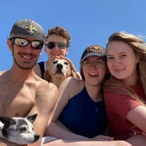 Profile Picture of clintconverse (@clintconverse) on Tiktok