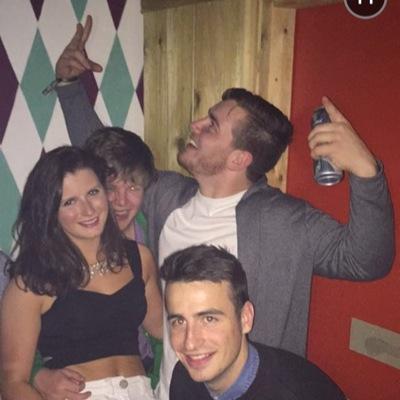 Profile Picture of Max Abbott (@maxabbott3) on Twitter