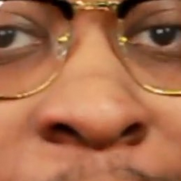 Vic’s big ass nose D - Poshmark Profile Picture of Vic’s big ass nose D (@stealthypandaiv) on Poshmark