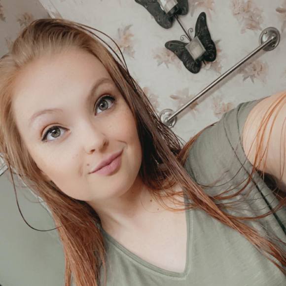 Profile Picture of Cierra Harden (@cierraharden) on Poshmark