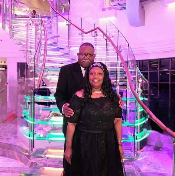 Profile Picture of Deborah Capers (@deborahcaper334) on Poshmark