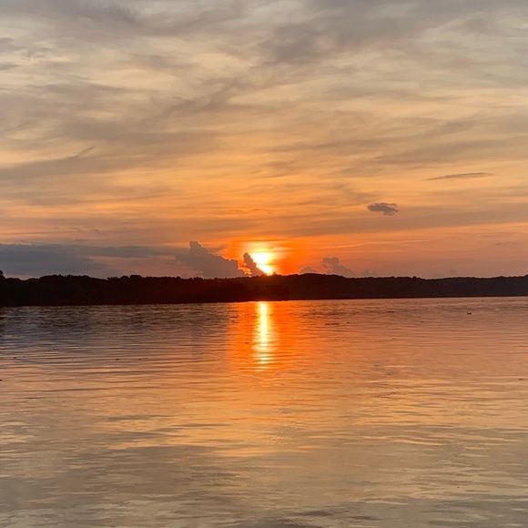 Profile Picture of Chrissy Wilson (@chrissycwilson) on Poshmark