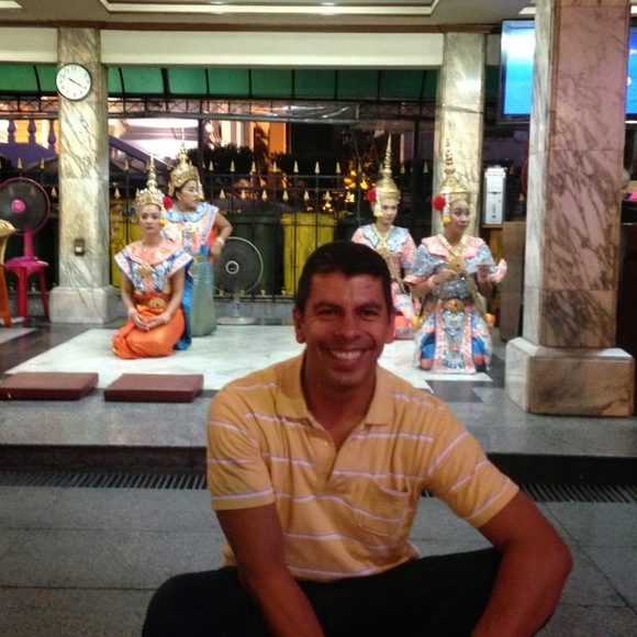 Profile Picture of Jorge Rincon (@jorgecrincon) on Poshmark