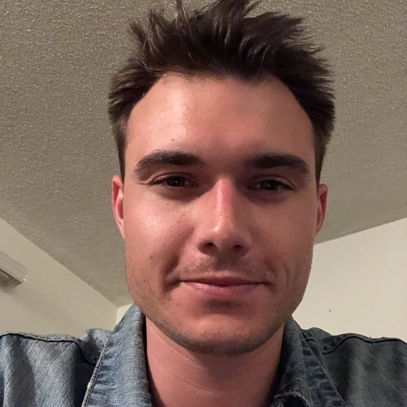 Profile Picture of Andrew Dunning (@ninasenghor) on Poshmark