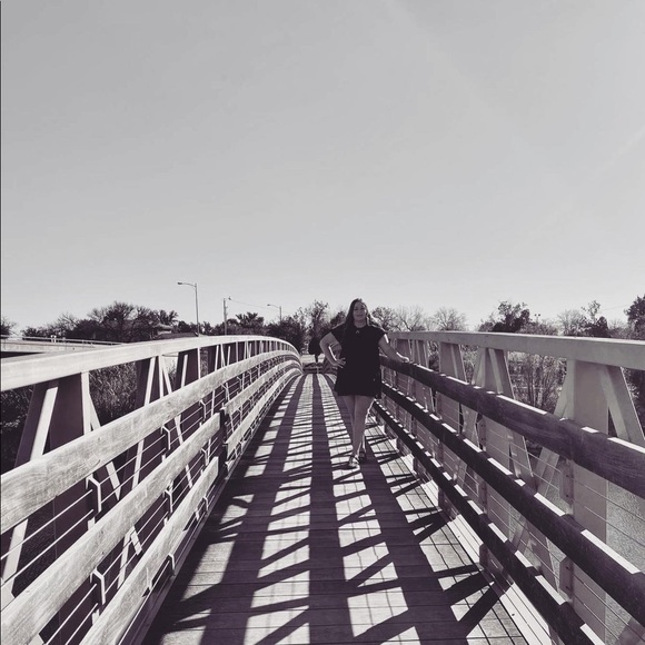 Profile Picture of Chelsea Bratton (@chelseabratton) on Poshmark