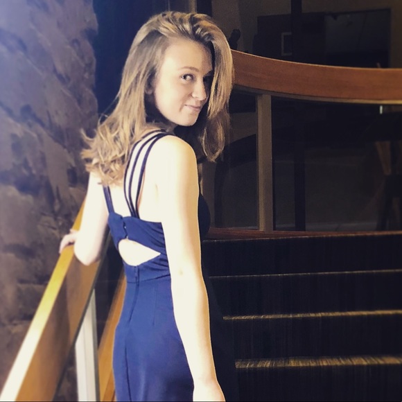 Profile Picture of Julia Piper (@jpepper22) on Poshmark