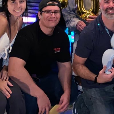Profile Picture of Anthony (@anthony3stack) on Twitter