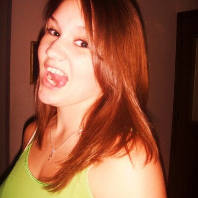 Profile Picture of Amanda Wilburn (@babeyygirl) on Twitter