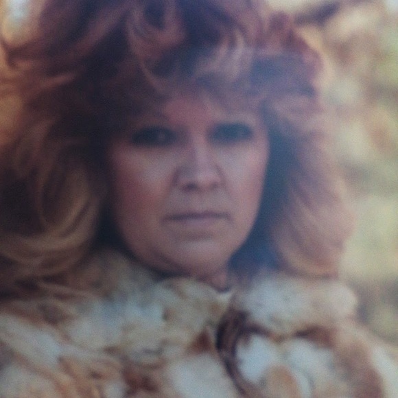 Profile Picture of Phyllis Jordan (@pjordan00) on Poshmark