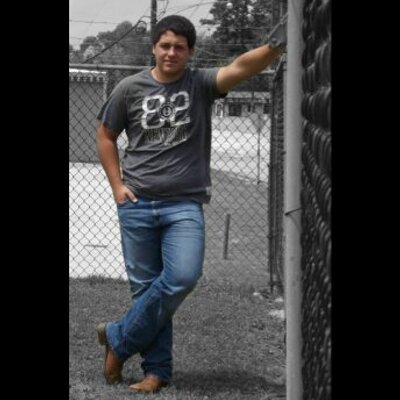 Profile Picture of Chaz Button (@CMButtom2K14) on Twitter