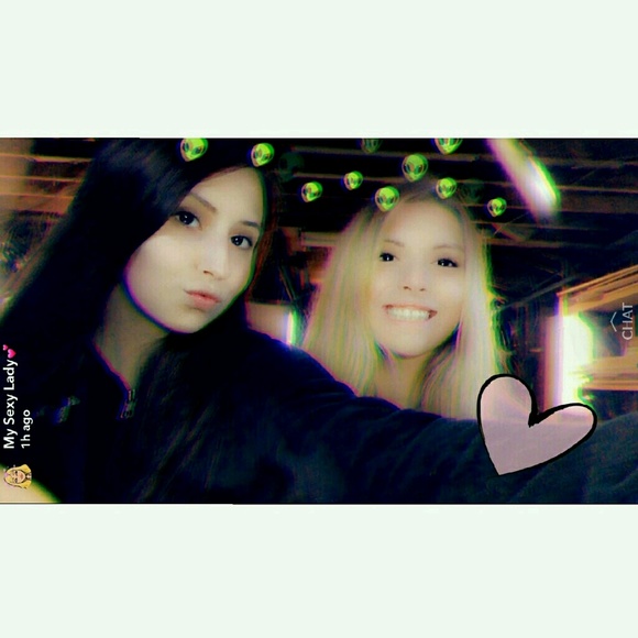 Profile Picture of Alana Barton (@incorrect123736) on Poshmark