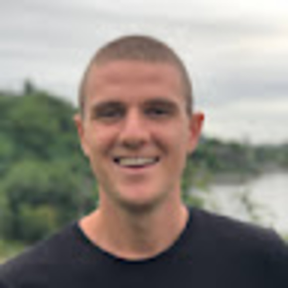 Profile Picture of Mackenzie Nolan (@mackenzienol947) on Poshmark