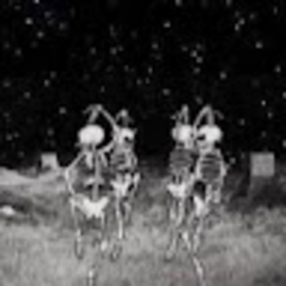 Profile Picture of Kylee Barbera (@kyleedabes) on Poshmark