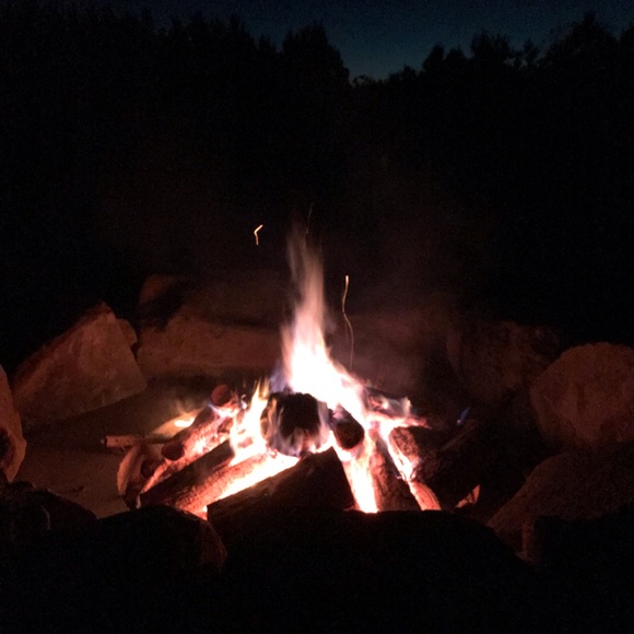 Profile Picture of Sherry Starling (@sherrystar) on Poshmark