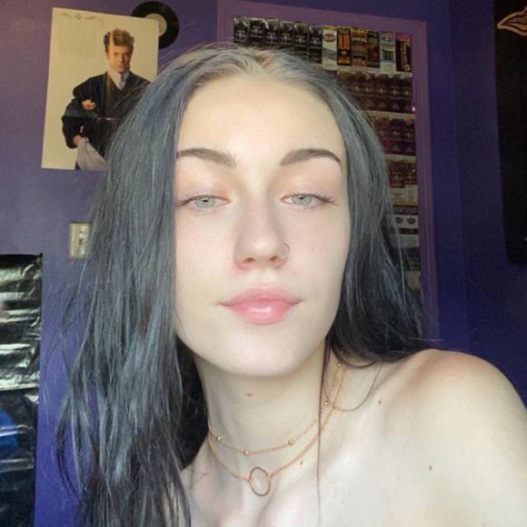 Profile Picture of Liz Dorner (@lizdorner) on Poshmark