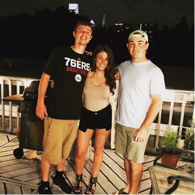 Profile Picture of Sean Ebert (@sherbert75) on Twitter