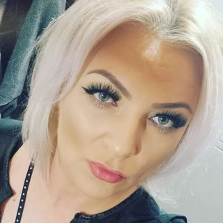 Profile Picture of Izabela (@czytam_ksiazki) on Instagram