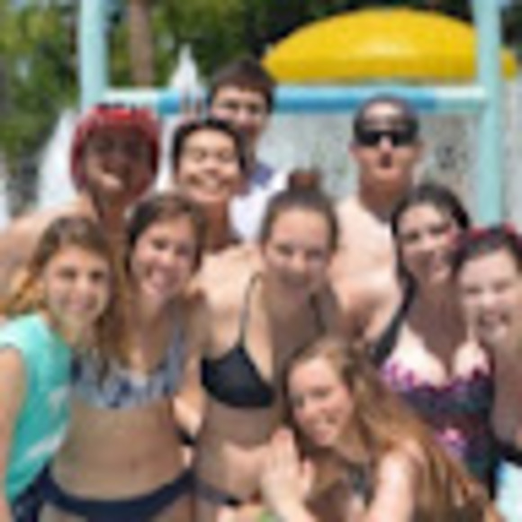 Profile Picture of Haley Borowy (@haleyborowy713) on Poshmark