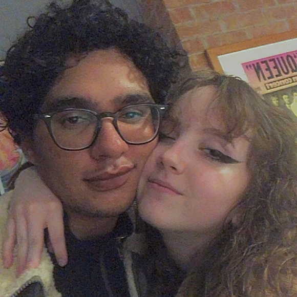 Profile Picture of Elizabeth Jarvie (@lizjarvie) on Poshmark