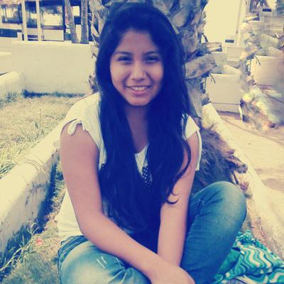 Profile Picture of Carmen Guevara (@carmenguevara13) on Twitter