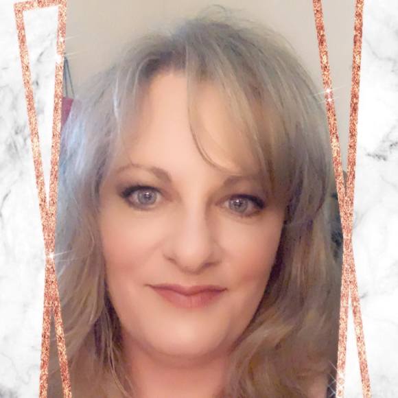 Profile Picture of Paula Willaby (@prc2007) on Poshmark