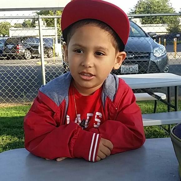 Profile Picture of Derek May (@ruiznorma520) on Poshmark