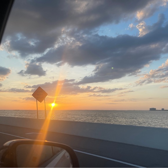 Profile Picture of Kim Perez (@kimbaby123) on Poshmark