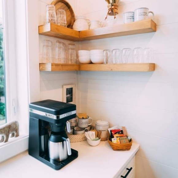 Profile Picture of Kassidy Gudgeon (@dudakassidy) on Poshmark