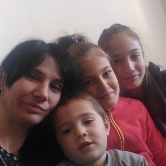 Profile Picture of Milangaga Simunovic (@milangagas) on Poshmark