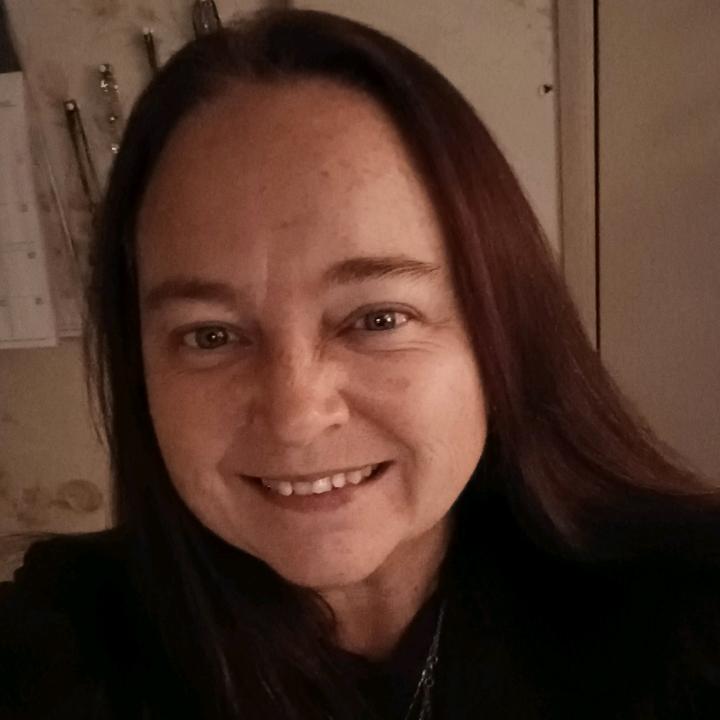 Profile Picture of   Lisa Holcombe (@lisadawn2)... (@lisadawn2) on Tiktok