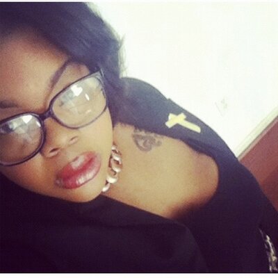Profile Picture of Nicole Dent (@@HollyWood_C0le) on Twitter