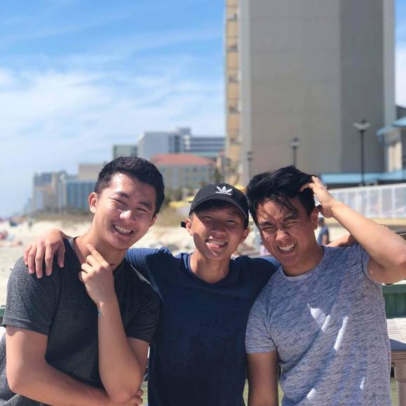 Profile Picture of Calvin Yang (@calvinyang12) on Poshmark