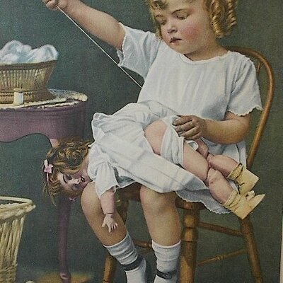 Profile Picture of Elaine Shaw (@BloominMyrtle) on Twitter