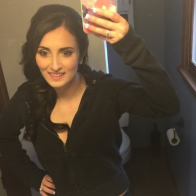 Profile Picture of Rachel Macdonald (@ray_macs) on Twitter