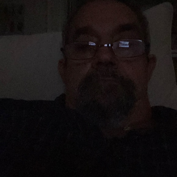 Profile Picture of Frank Realejo (@frealejo) on Poshmark