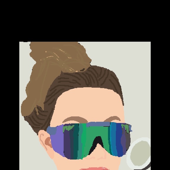 Profile Picture of Lileigh Dormer (@lileighdormer3) on Poshmark