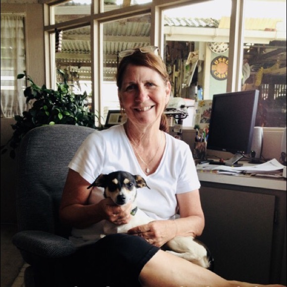 Profile Picture of Renee Masuyama (@renmar70179) on Poshmark