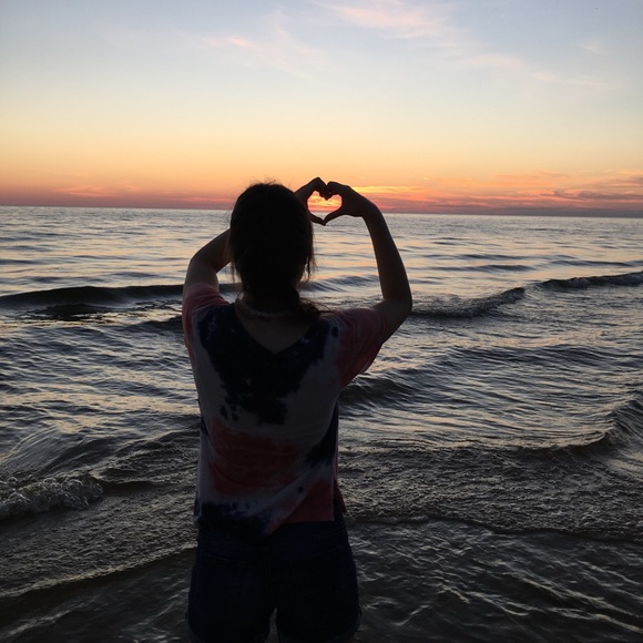 Profile Picture of Haley Friedlein (@haleyfriedlein) on Poshmark