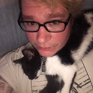 Profile Picture of Andrew Desilet (@andrew.desilet) on Facebook